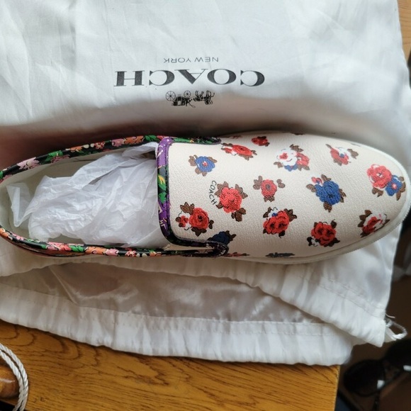 Coach Shoes - Picture 1 of 4
